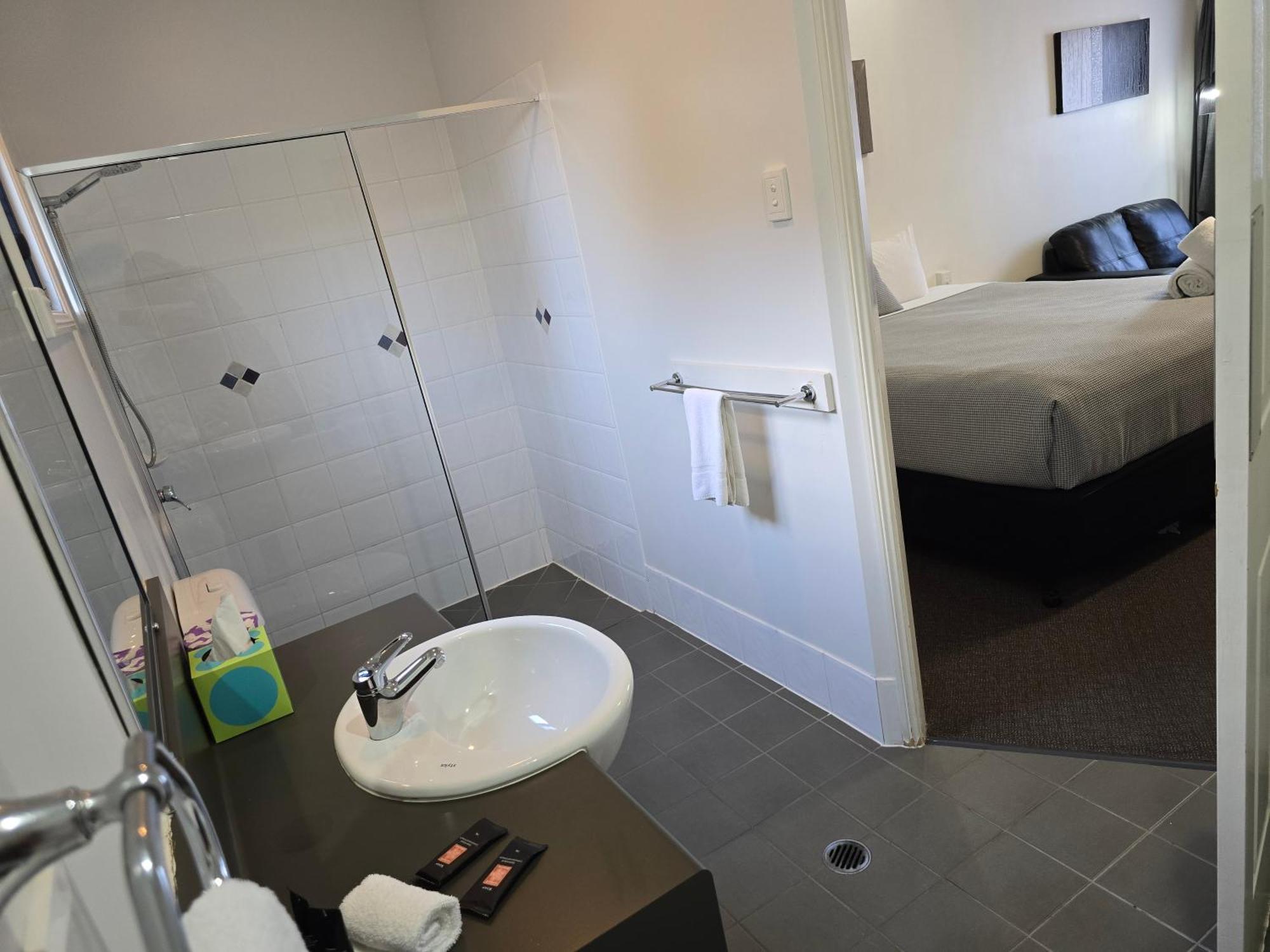 Ascot Lodge Motor Inn Kingaroy Exteriör bild