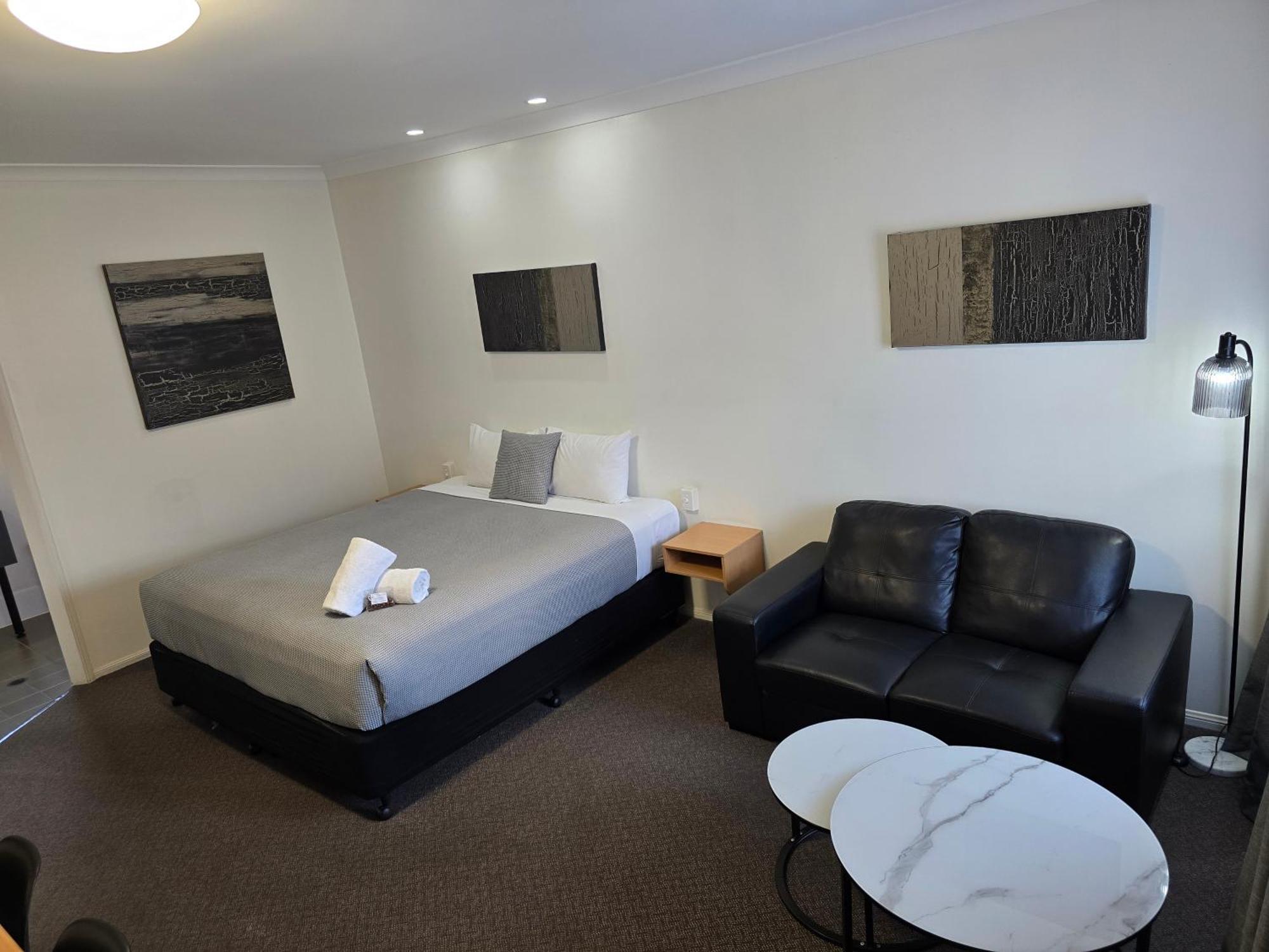 Ascot Lodge Motor Inn Kingaroy Exteriör bild