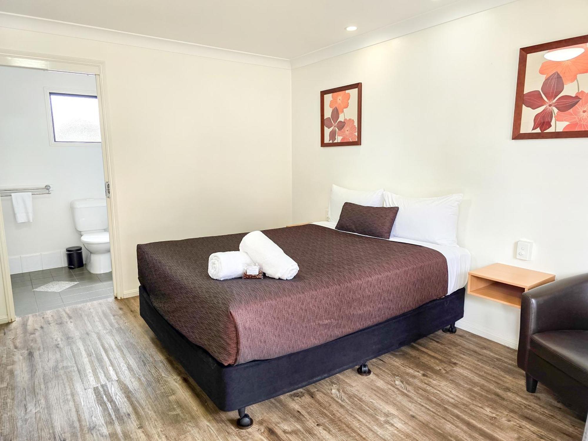Ascot Lodge Motor Inn Kingaroy Exteriör bild